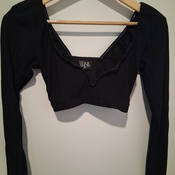 Top - Picture 2 of 4